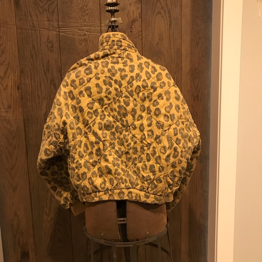 Leopard - Picture 2 of 2